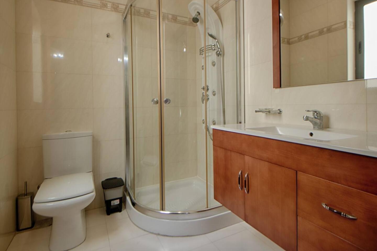 The Strand Apartments By Homely Sliema Ngoại thất bức ảnh