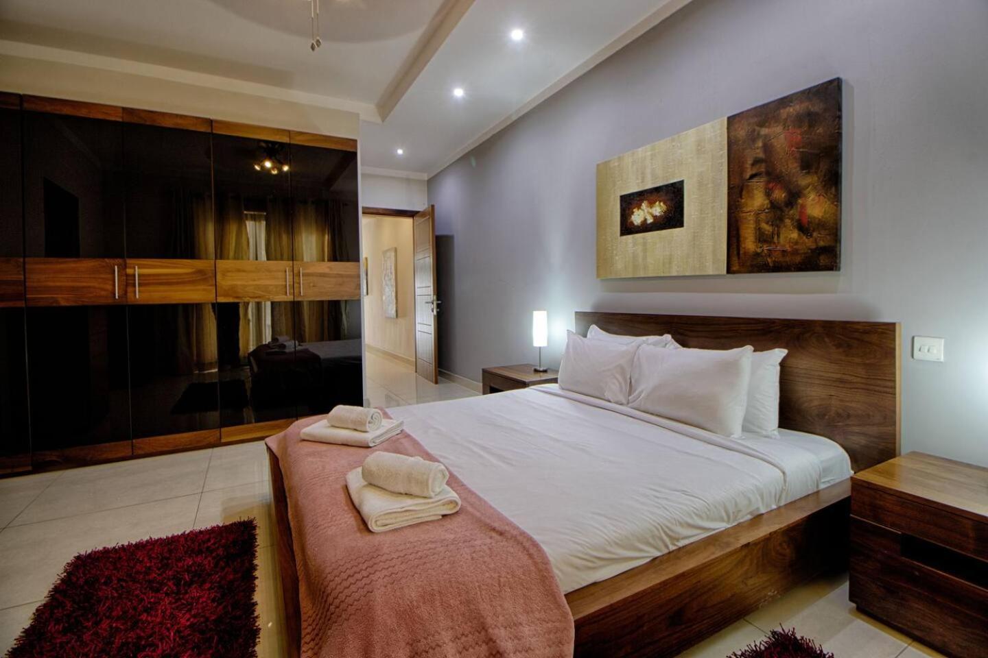 The Strand Apartments By Homely Sliema Ngoại thất bức ảnh