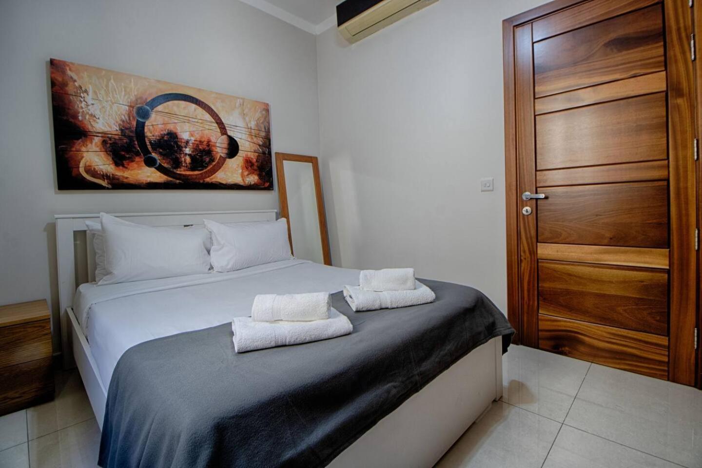 The Strand Apartments By Homely Sliema Ngoại thất bức ảnh