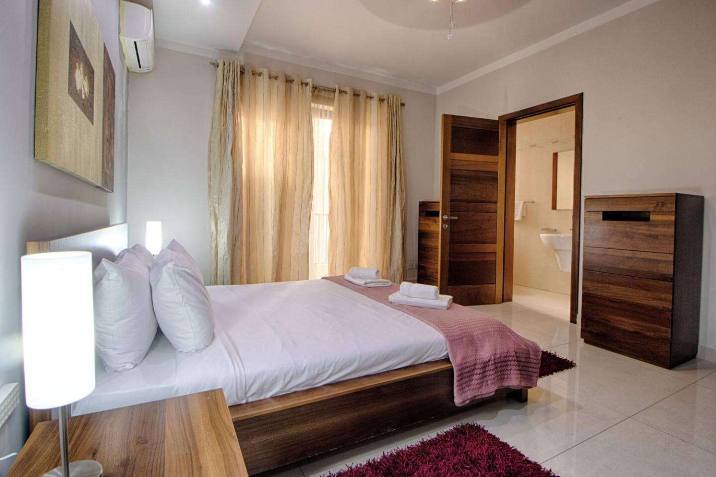 The Strand Apartments By Homely Sliema Ngoại thất bức ảnh