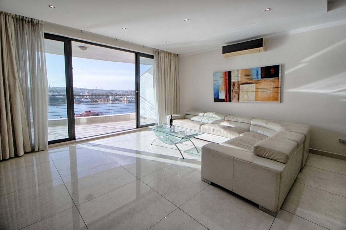 The Strand Apartments By Homely Sliema Ngoại thất bức ảnh