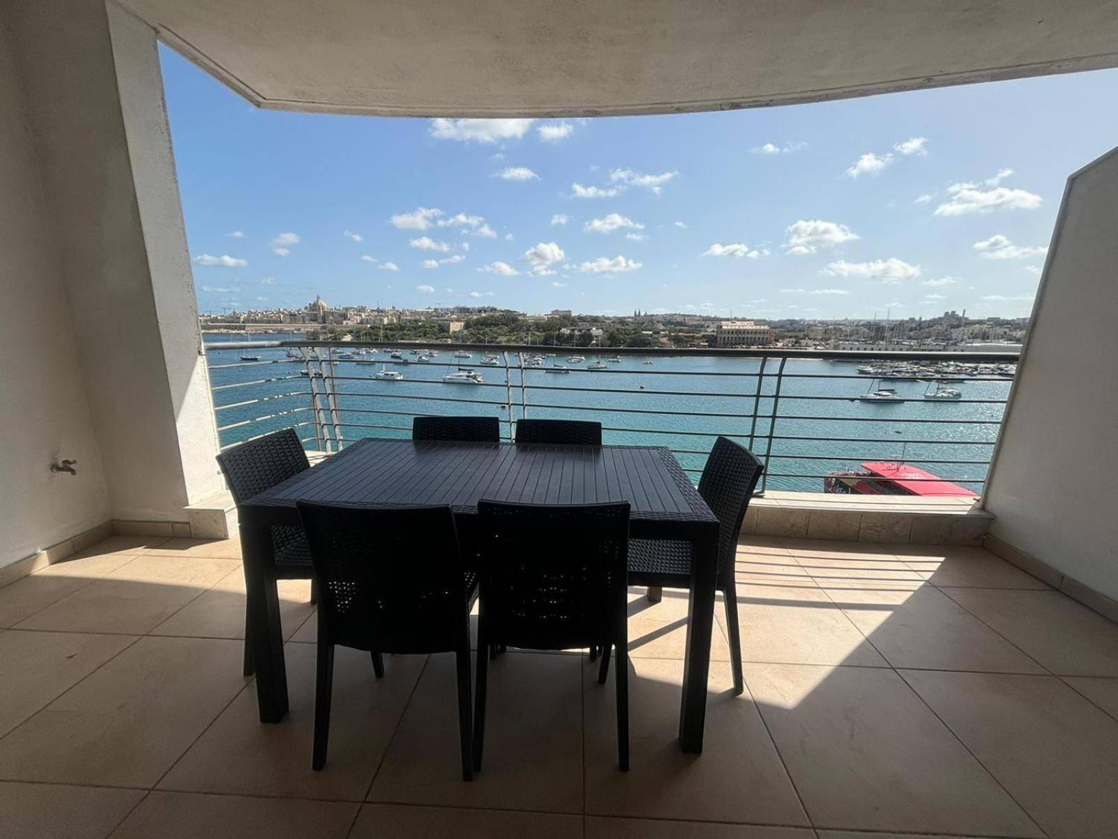 The Strand Apartments By Homely Sliema Ngoại thất bức ảnh